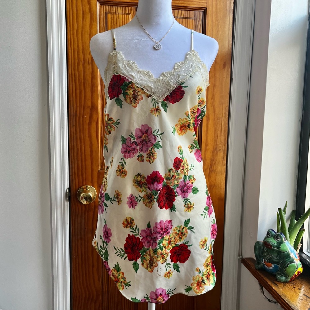 Victoria's Secret Cream Floral Chemise with Lace